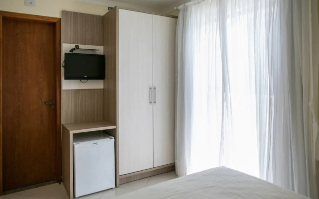 Bombinhas Praia Apart Hotel Ii