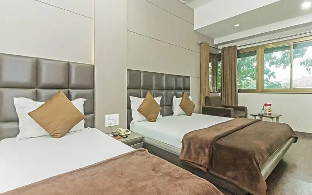 Hotel Oasis