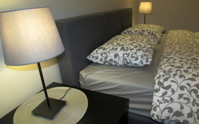 Apartment B&S