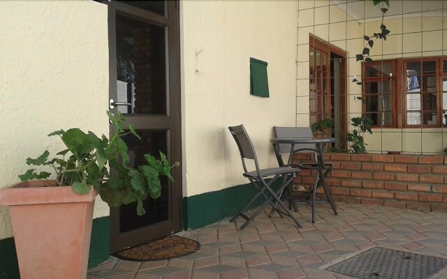 Pioneers Self Catering in Windhoek, Namibia from 106$, photos, reviews - zenhotels.com hotel front