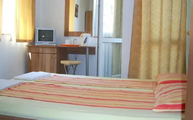 Vlasta Guest House
