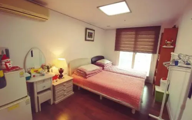 Sky Cozy House