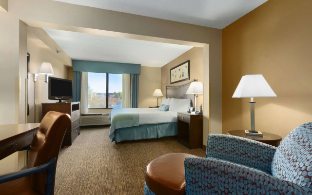 Holiday Inn Express Fayetteville – Fort Bragg by IHG