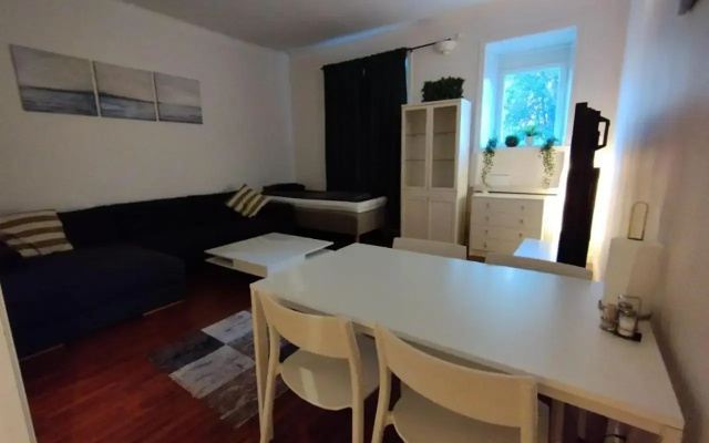 Furnished 58 m2 restaurant in the heart of city !