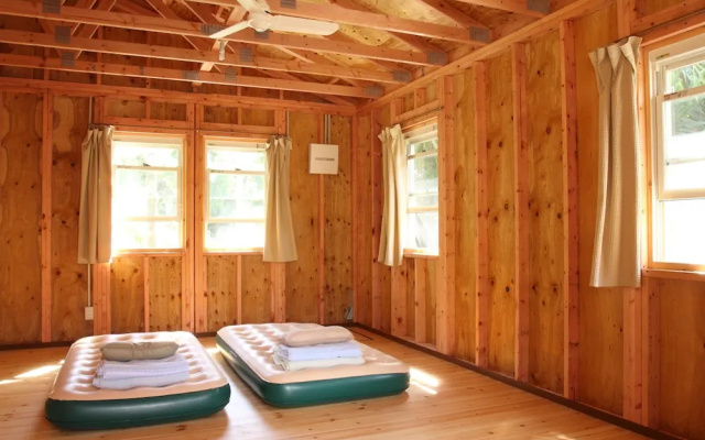 Shanti Bungalow