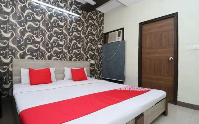 R K Guest House By OYO Rooms