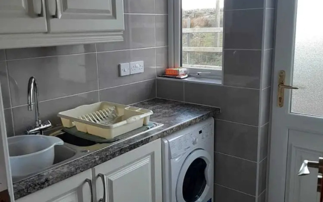 Beautiful Country Cottage Sleeps 3