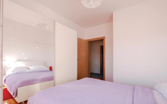Stunning Home in Sibenik With Wifi and 4 Bedrooms