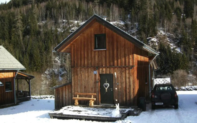 Chalet ?Snow Bunny?