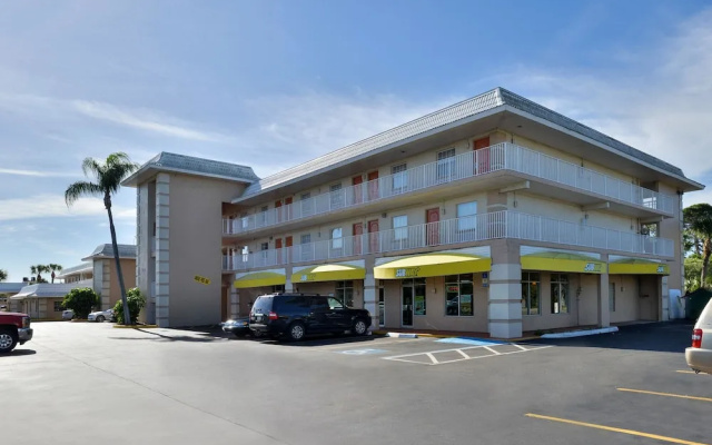 The Venice Palm Inn