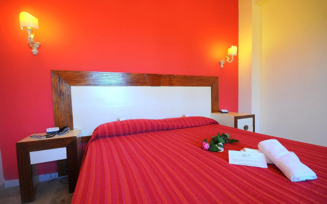 Delfino Beach Hotel