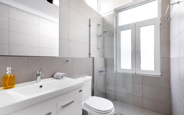 Supreme B2 Apartment in Syntagma