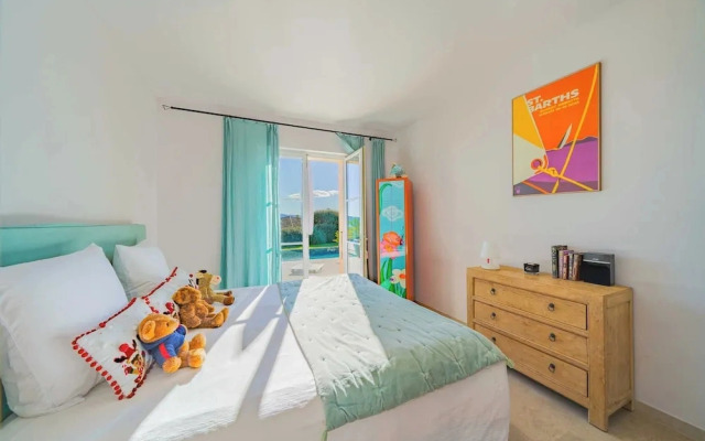 Exceptional Villa a/c 4br/8p With Pool & Sea View