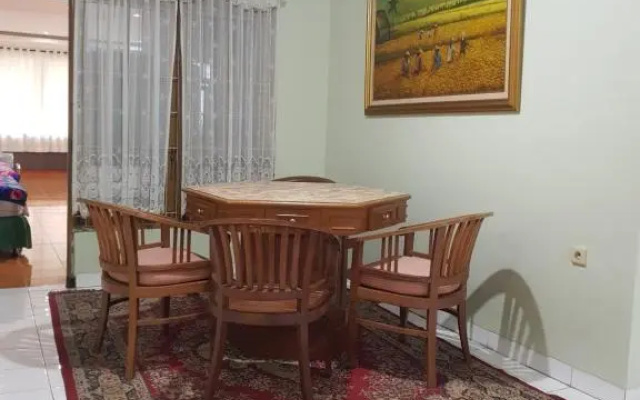 Villa Mawar Bumi Citeko