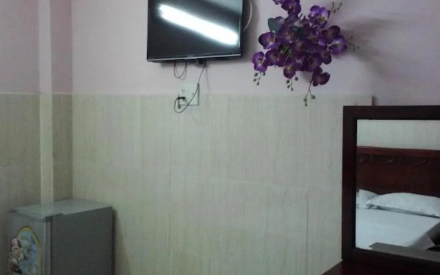 Hong Loan Hotel 3