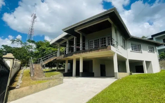 Casa Ellysian