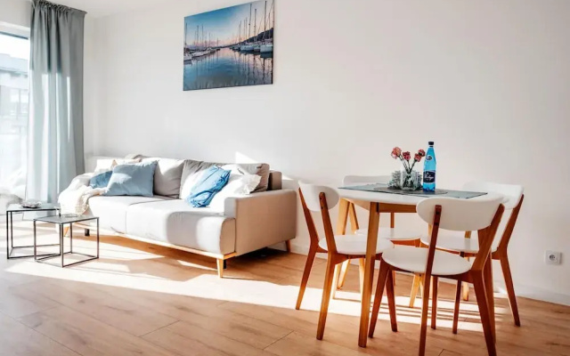Apartment in Dziwnow by the River & Beach