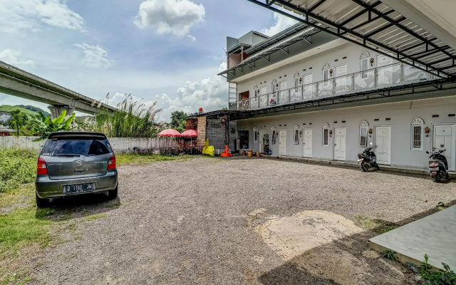 OYO 91023 Salsabilla Guest House Syariah