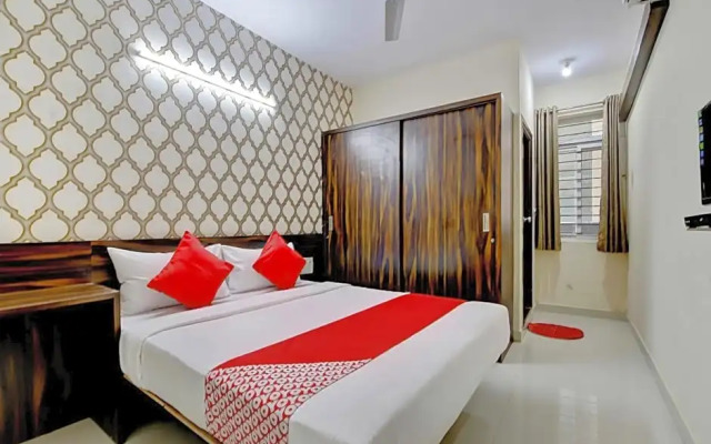OYO Flagship Varcity Pearl Near Nexus Mall Koramangala