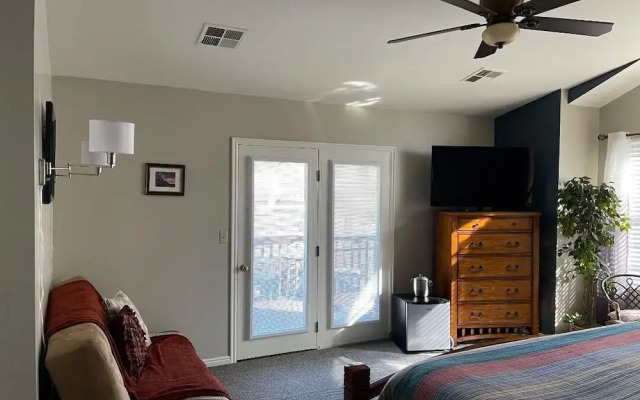 Harvest House Bed & Breakfast