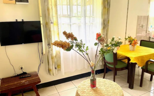 Tropical Paradise in Paramaribo 3 - Room House