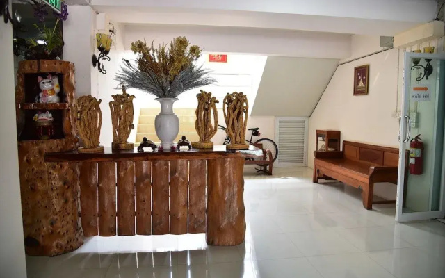 Phuranya Resort