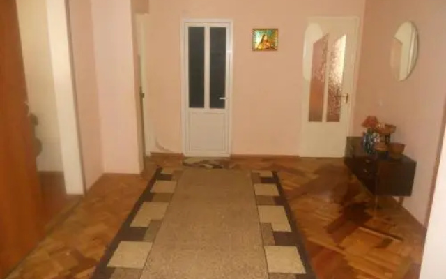 Gayane & Khikar B&B