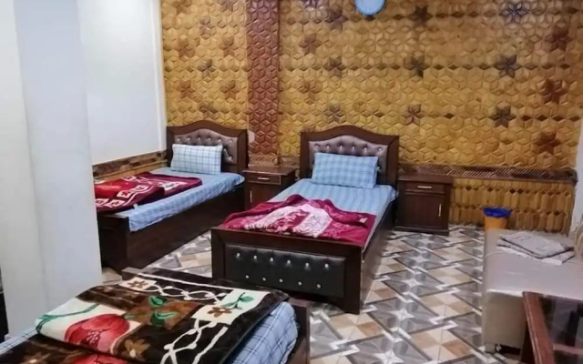Madina Tower Hotel & Restaurant