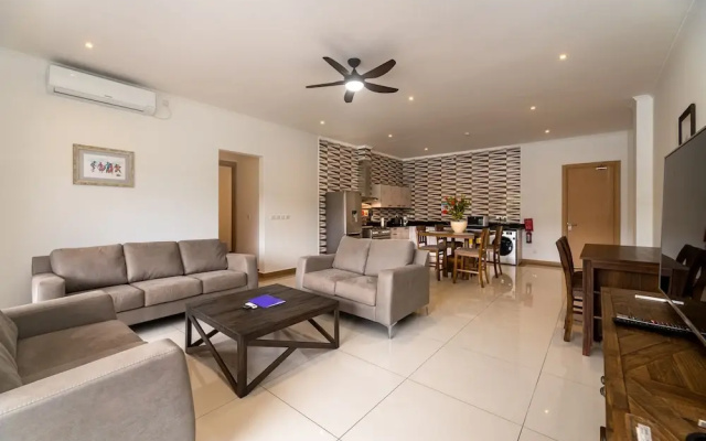 Royale Suites by Arc Royale Luxury Apts