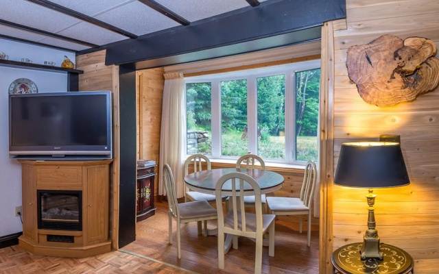 Cedarwood Lodge