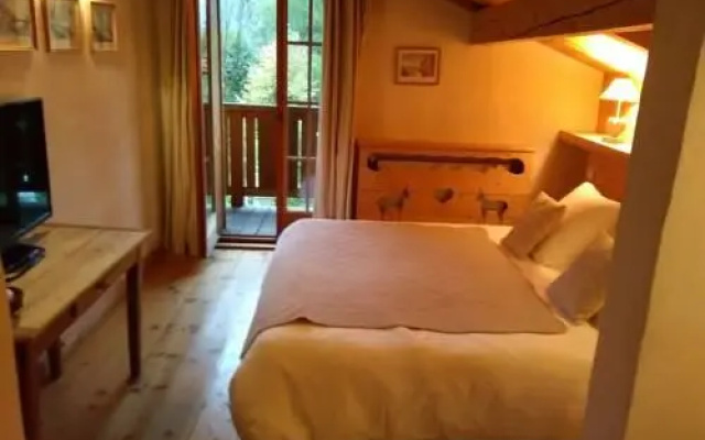 Chalet Altitude 1057