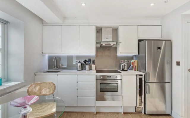 Cleveland Street by Aeria Apartments