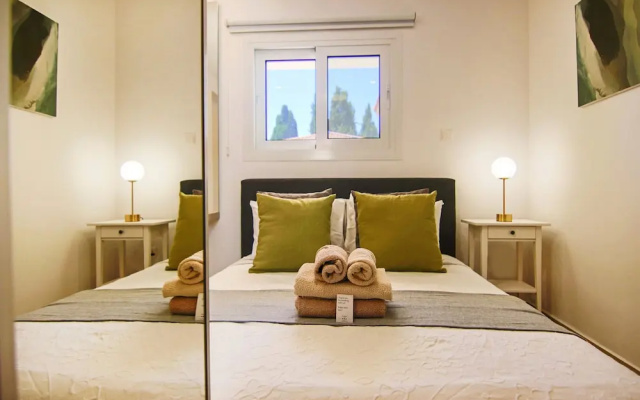 Phaedrus Living Seaside Luxury Limnaria 172