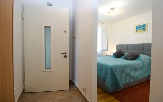 Apartment 1387