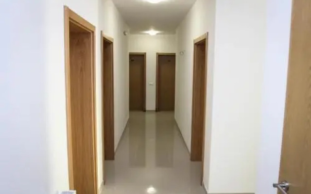Motel Medium