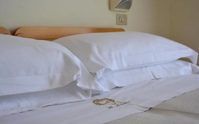 Hotel Ariella