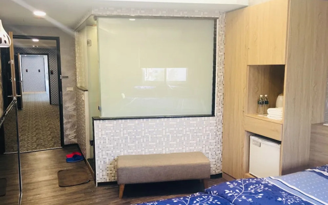 Jiutiandou Parent-Child House