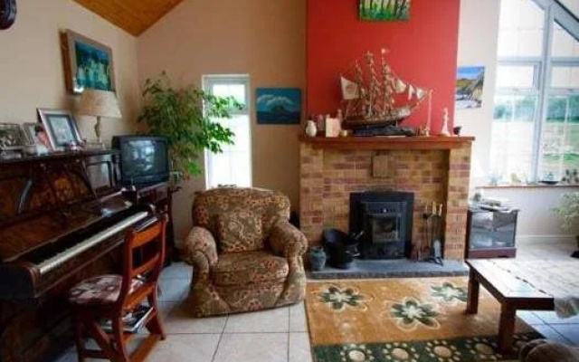 Strands End House