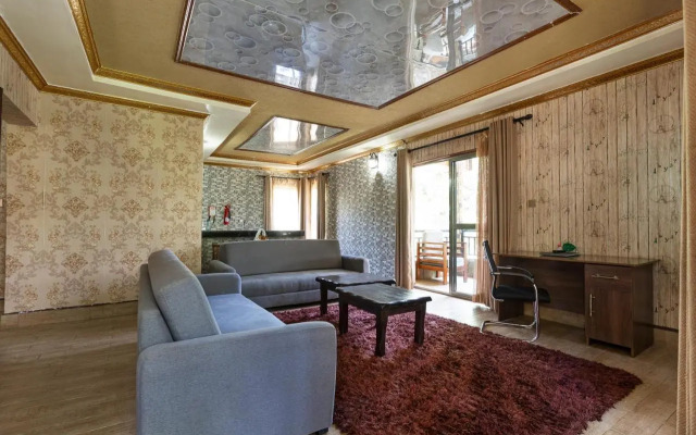 Nokras Riverine Hotel & Spa