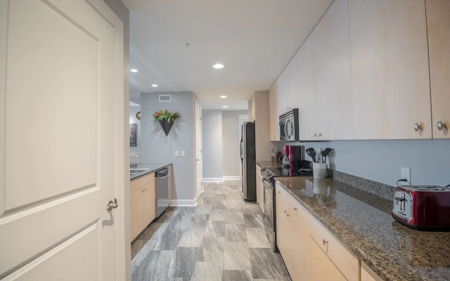 Sea Breeze 1011 Penthouse