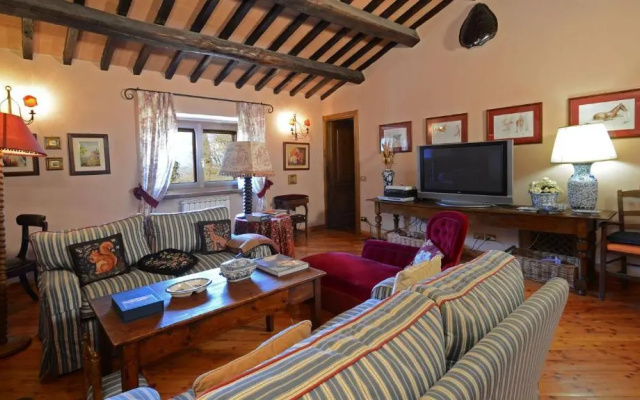Pg-l188-lmne0at - Hostal de Todi 12