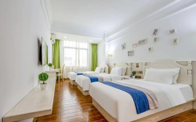 Haikou Star Dream Hotel (Meilan Airport)