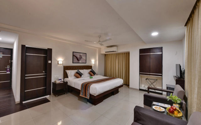 Click Hotel Yuvraj