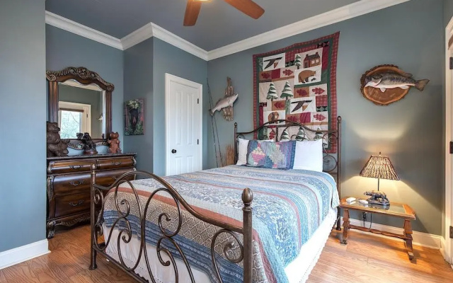 Cajun Spice - Two Bedroom Cabin