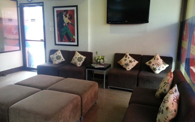 Mariposa Budget Hotel - Taytay