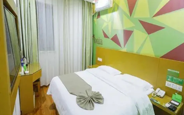 Qingpishu Hotel (Bozhou Guanlan Tianxia Nanhu Park store)