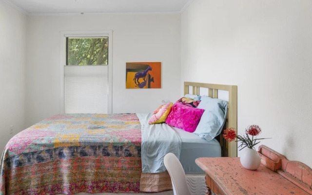 The Tire Swing - Modern 3BD - Gourmet Kitchen - Awesome Local