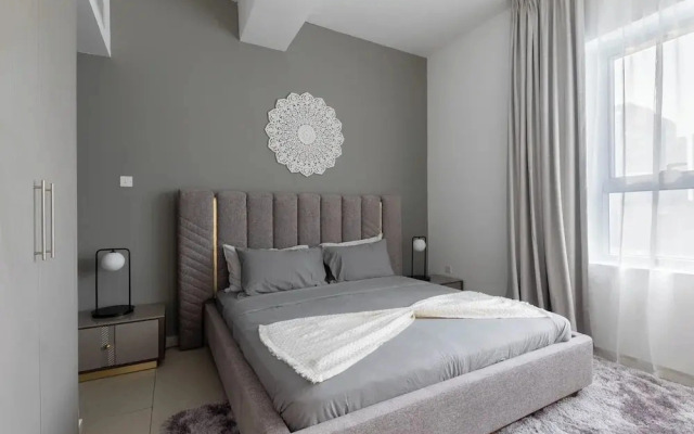 Handsome 1BR in Armada Tower 3