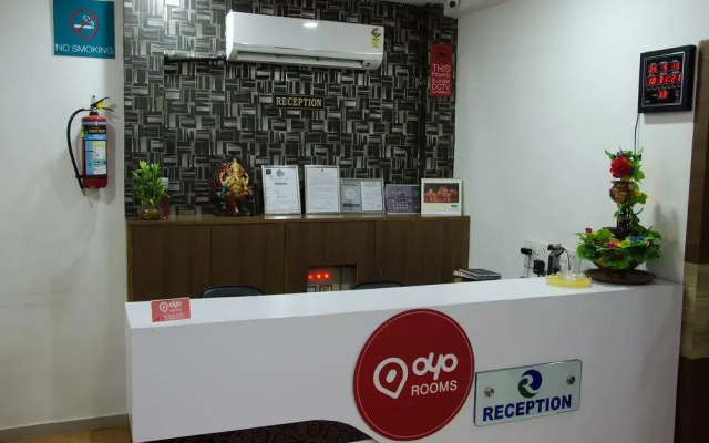 OYO Rooms Prahlad Nagar Garden 3