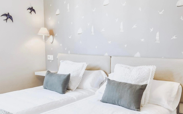 Bella Kalma, acogedora casa con parking, jardin y wifi